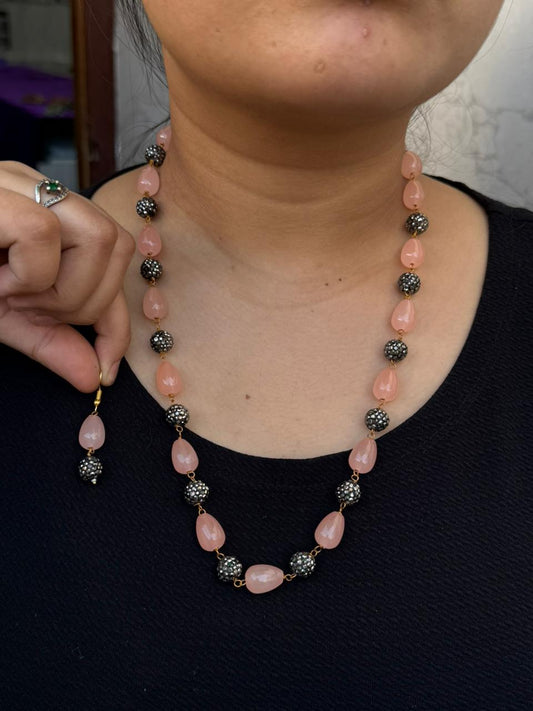 monalisa pearl with cz boll in peach mala for woman