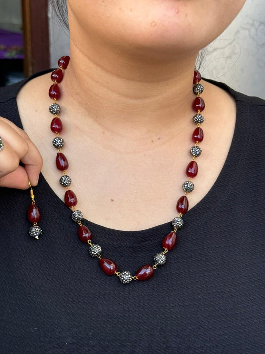 monalisa pearl with cz boll in red  mala for woman