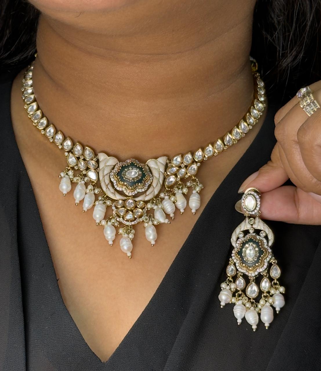 MOP Kundan Necklace With Pearls For Women