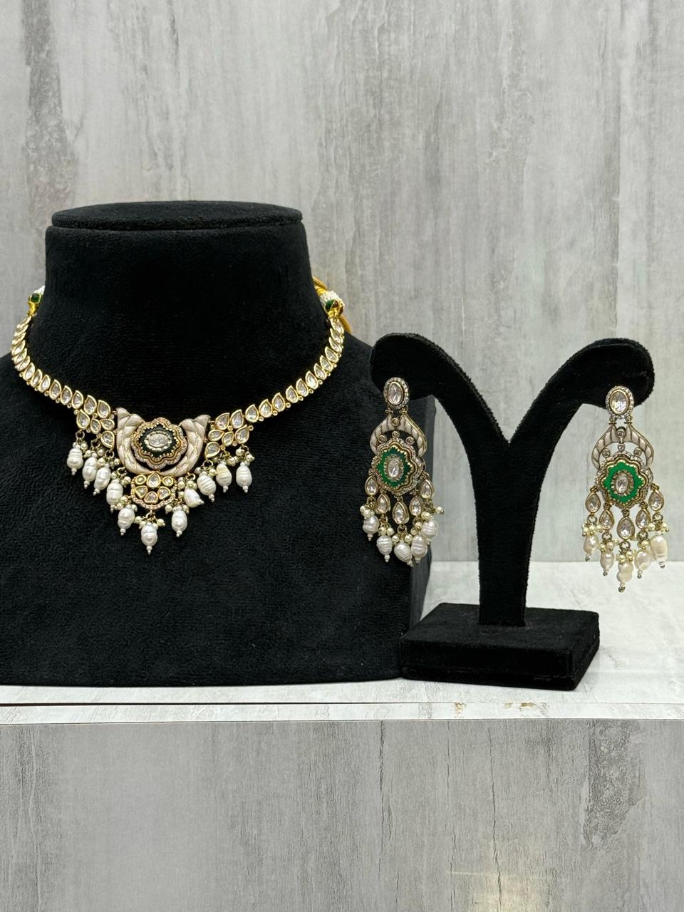 MOP Kundan Necklace With Pearls For Women