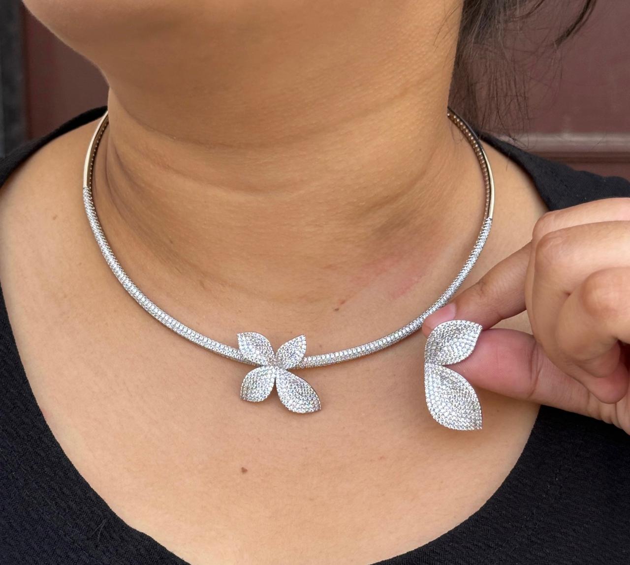 Sleek Flower Hasli Elegant Stylish IN CZ