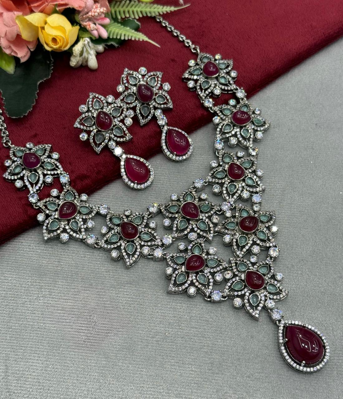 Victorian Polish CZ Floral Necklace With Earrings