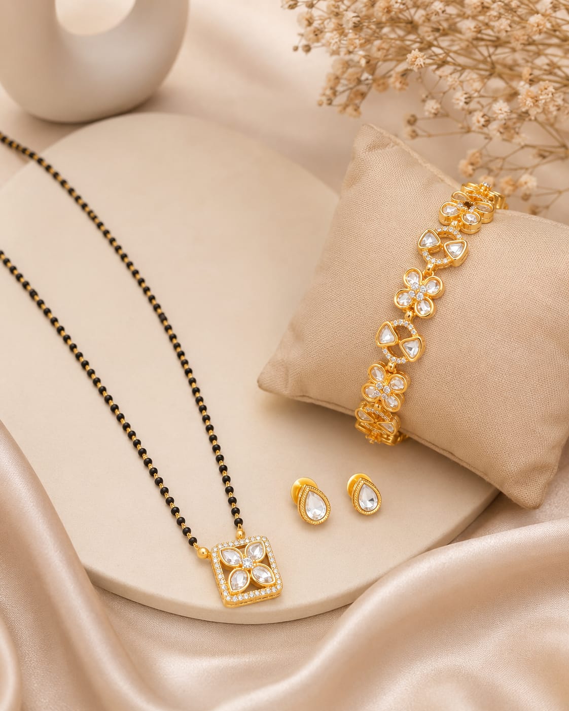 Mangalsutra pendant with Bracelets For Women And Girls