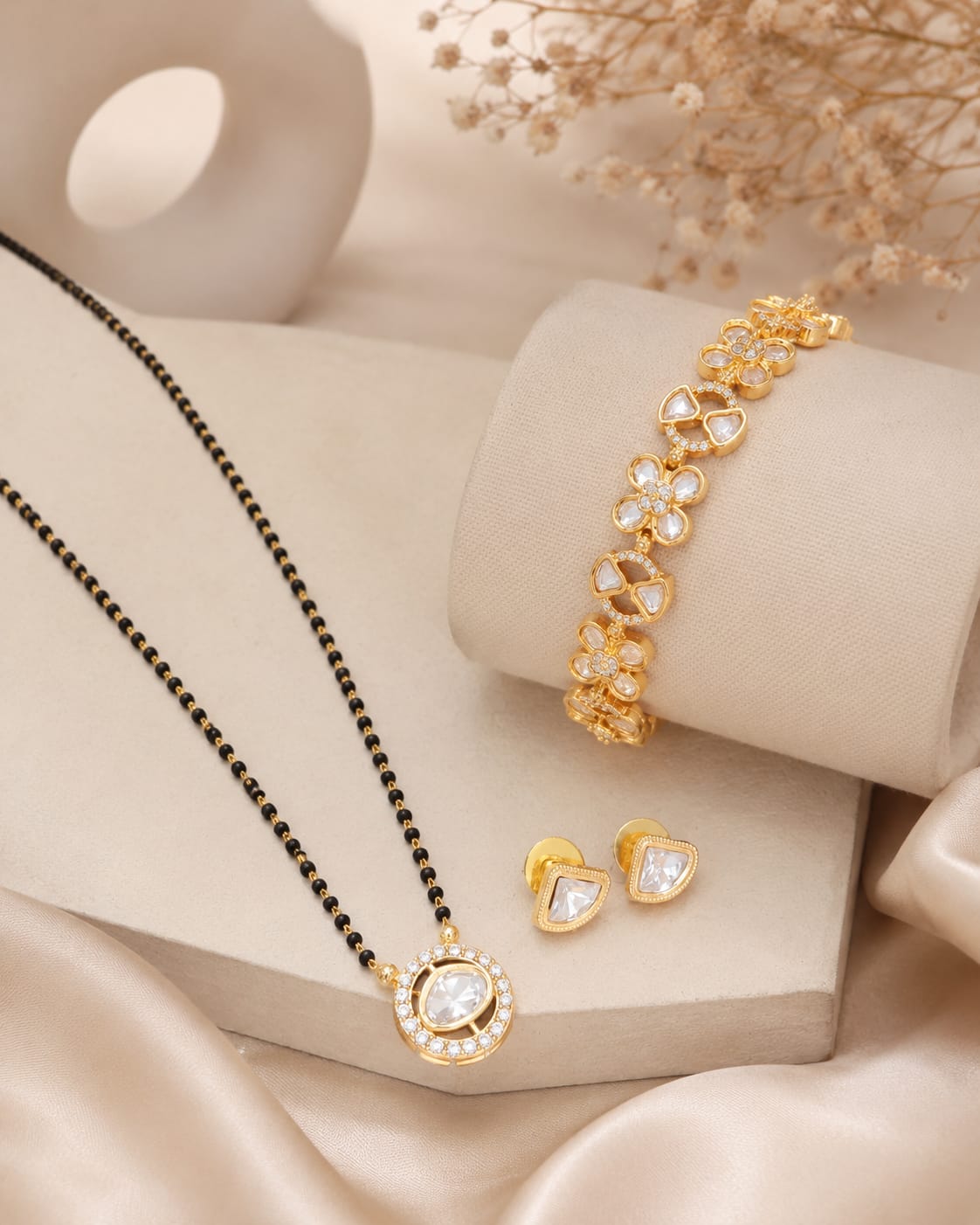 Mangalsutra pendant with Bracelets For Women And Girls