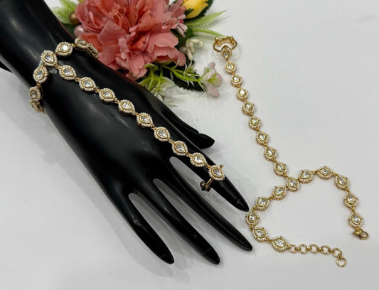 Sunheri Kundan With Pearls Hathphool