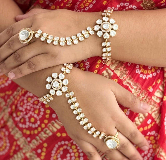 Mosanite Pair Of Hathphool For Womens And Girls