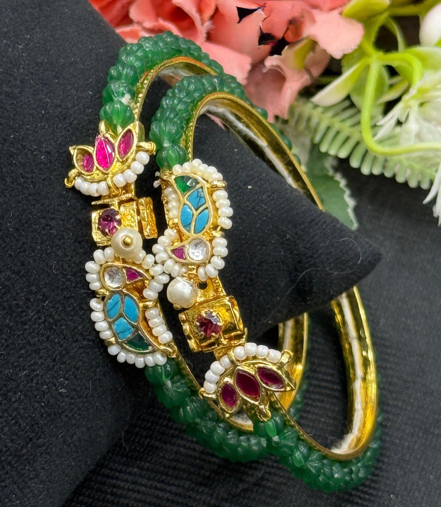Beading With Paachi With Motives Bangle In Green For Women