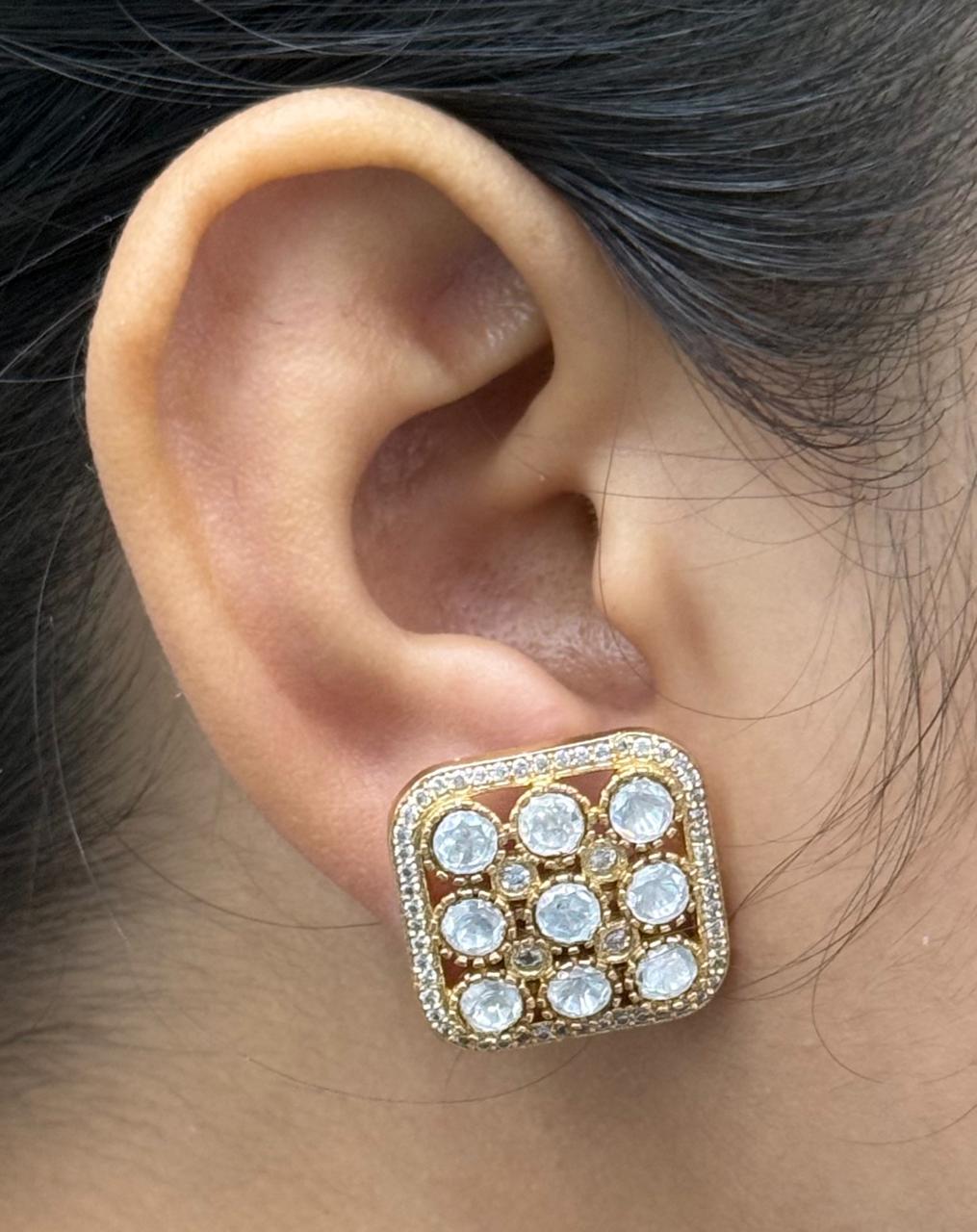 SQUARE GOLDEN POLISH KUNDAN EARRING