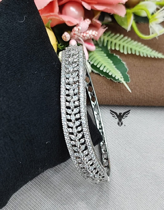 AMERICAN BRACELET WITH CZ STONE