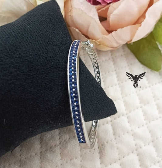 SIMPLE AND BLUE CZ STONE BRACELET FOR WOMEN