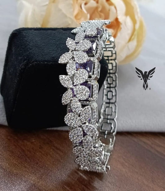 UNIQUE SILVER POLISH WITH CZ STONE FOR WOMEN