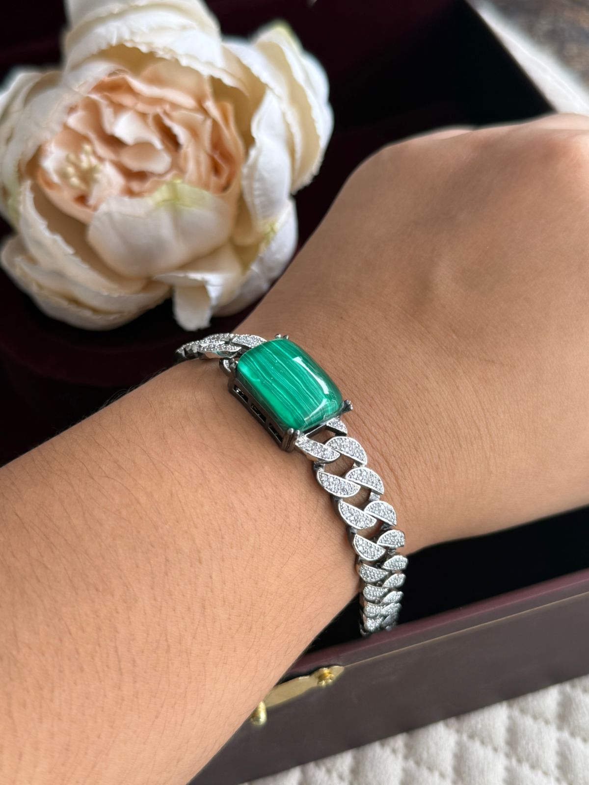 GREEN CZ STONE WITH SILVER POLISH CHAIN BRACELET FOR WOMEN