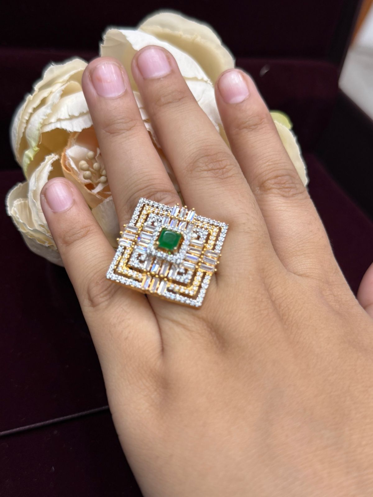 SQUARE ELEGANT GREEN AD STONE FINGER RING FOR WOMEN
