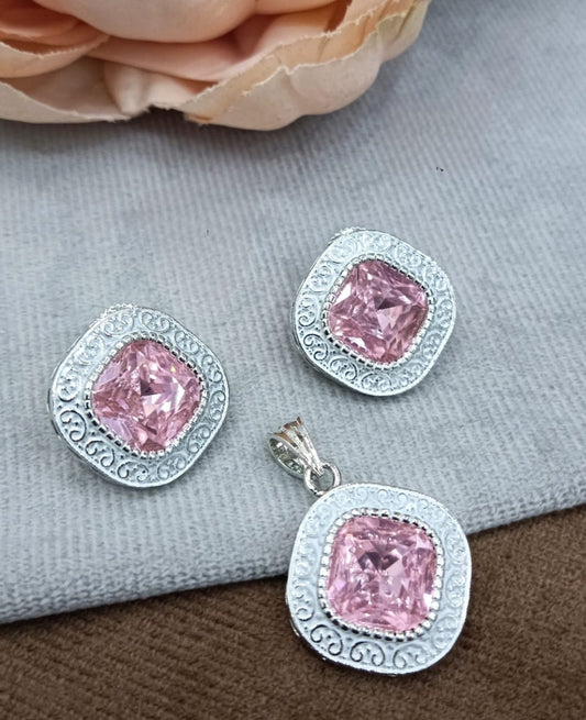 MINT PINK COLOUR WITH SQUARE SHAPE PENDANT SET