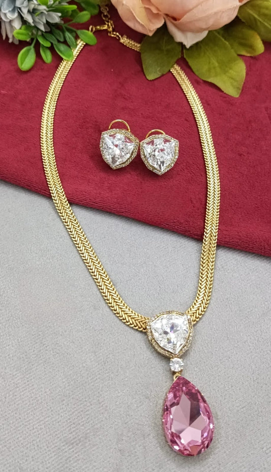 GOLDEN CHAIN WITH PINK AND WHITE CZ DIAMOND PENDENT SET FOR WOMEN