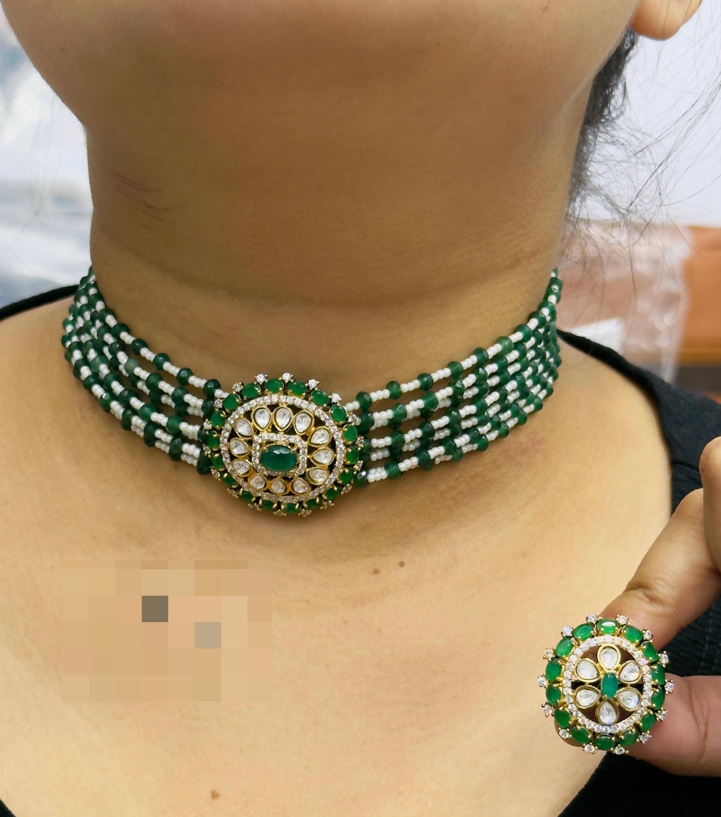 SIMRAN GREEN CHOKER IN KUNDAN