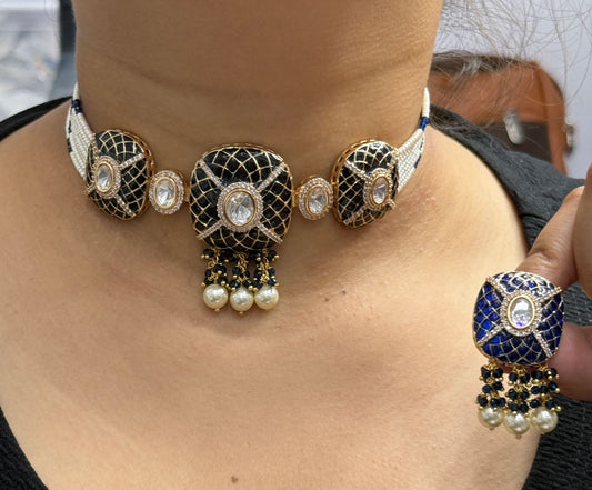 Carving Kundan Choker for woman