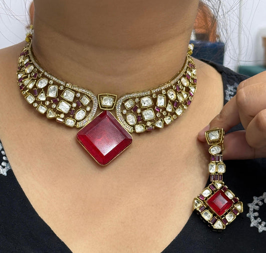 Kundan With Doublet Stone Hasli In Red For Women