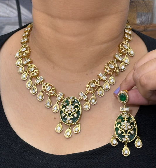 Hanin kundan necklace with earrings in Emerald green for women