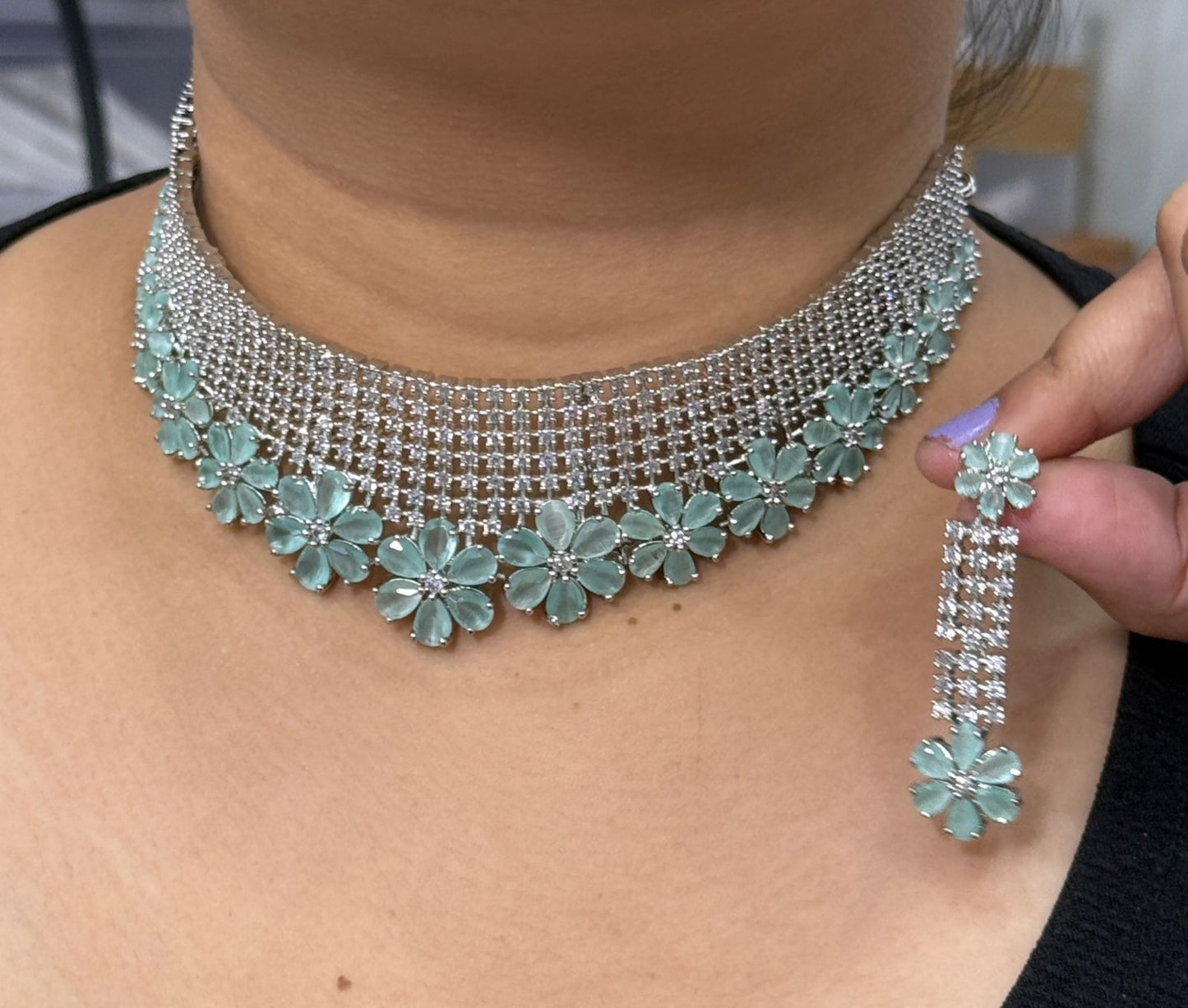 FLORAL AMERICAN DIAMOND  MINT STONES CHOKER  FOR WOMEN