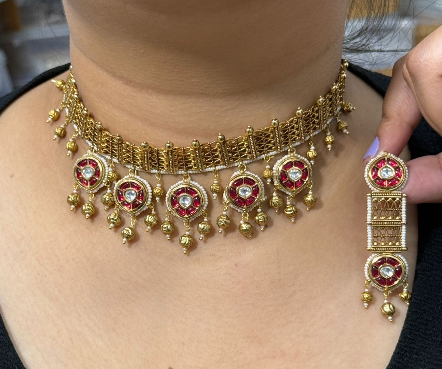 Gold With Takkad Stone Choker In Matte Finish For Women