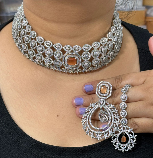 AMEERA AMERICAN DIAMOND BRIDAL CHOKER WIITH TIKKA