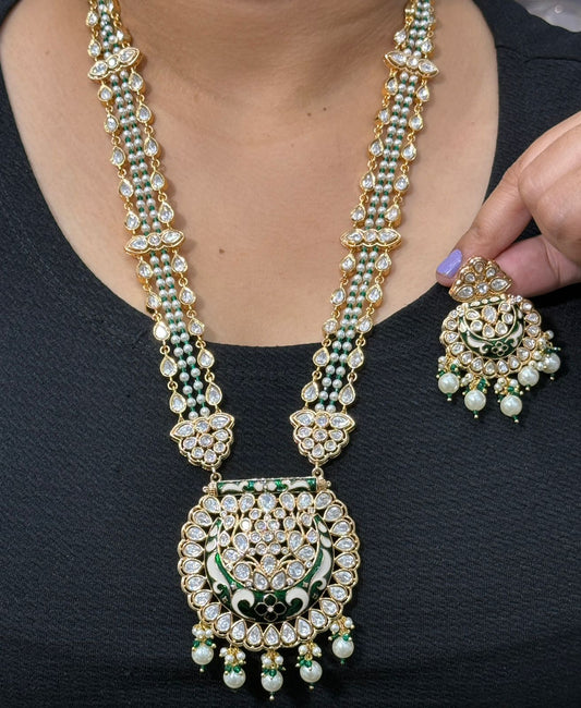 Raani haar in sunheri kundan, traditional necklace with earrings and kundan stones with rice beads