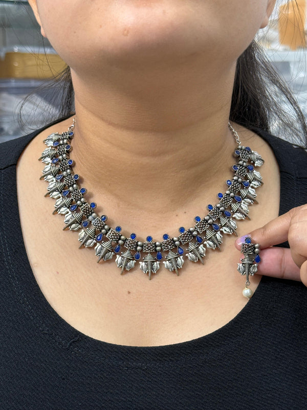 Aamani silver look alike blue necklace with earrings