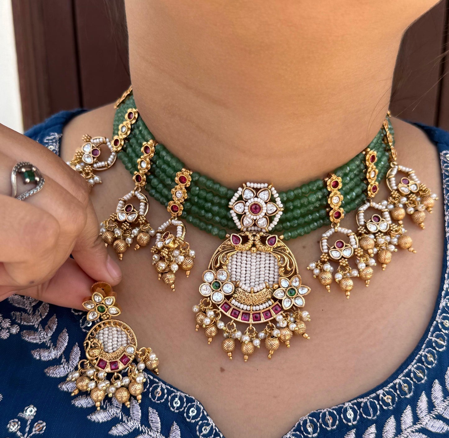 Amaira Rajwadi traditional style kundan Broad necklace beading in green for womens