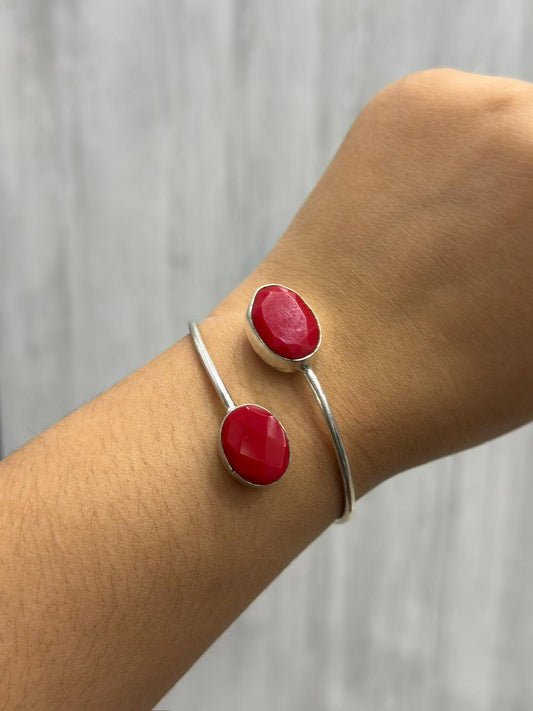 RED PRECIOUS STONE BRACELET