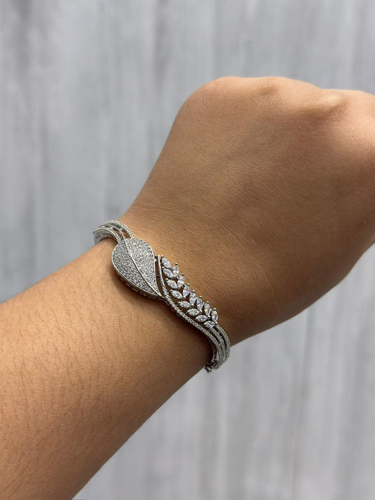 CLASSIC  CZ STONE BRACELET FOR WOMEN