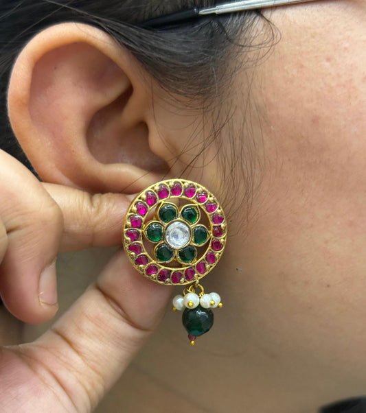 Round Takkkad Kundan Studs In Multi For Women