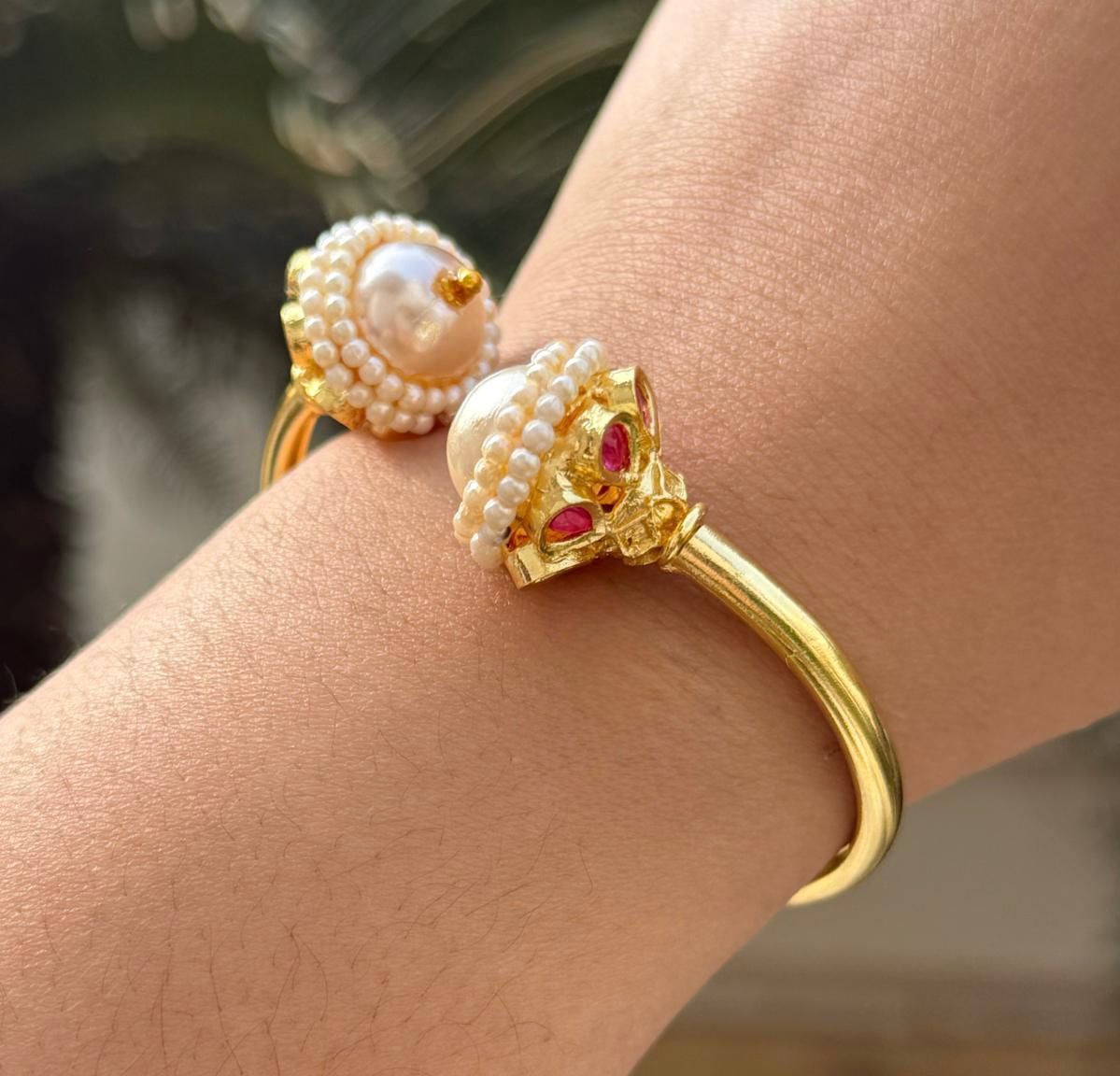 Devdarshini kundan Bracelets for women with pearls