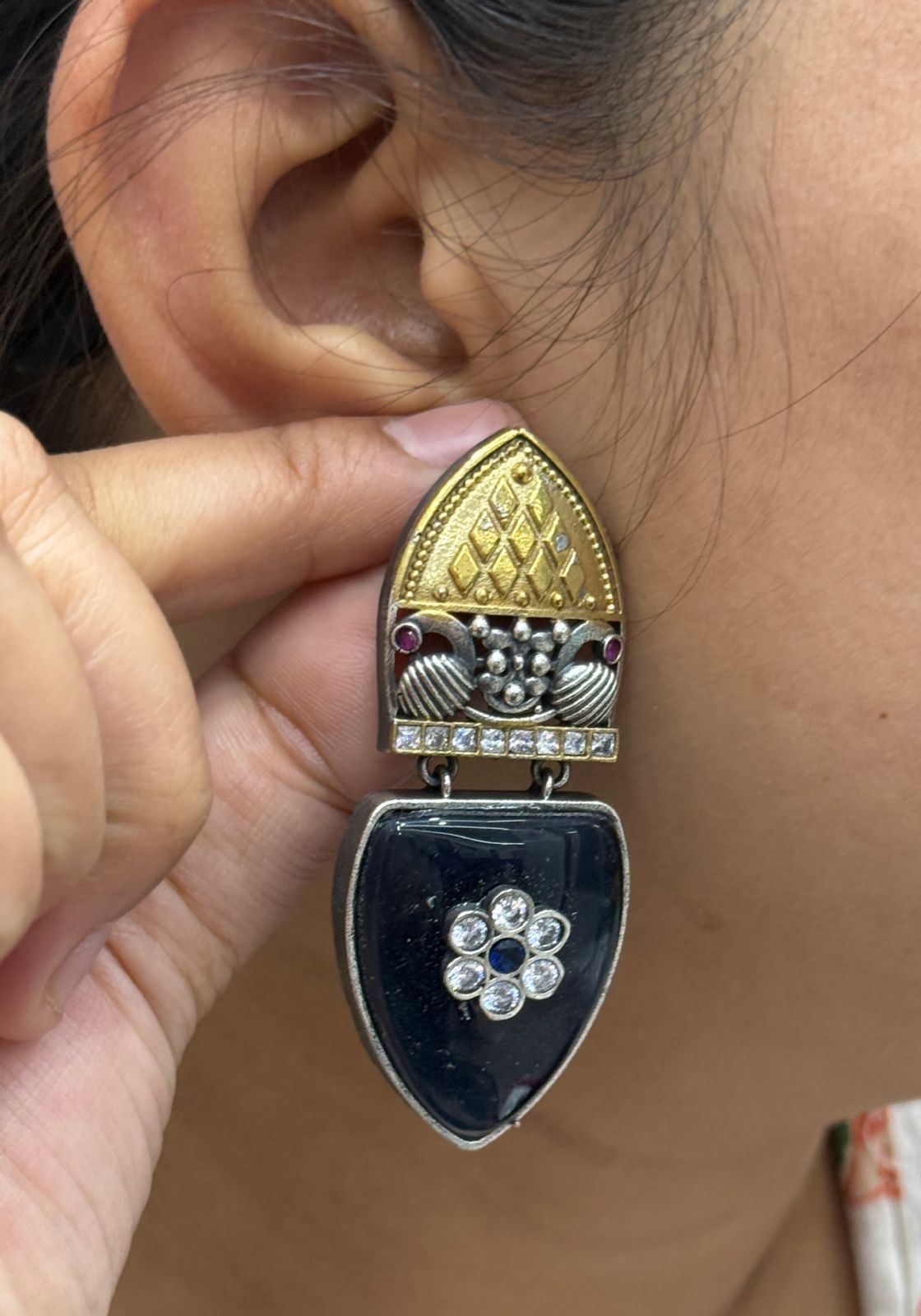 Omya Dual tone Silver look alike earring in Blue For Women