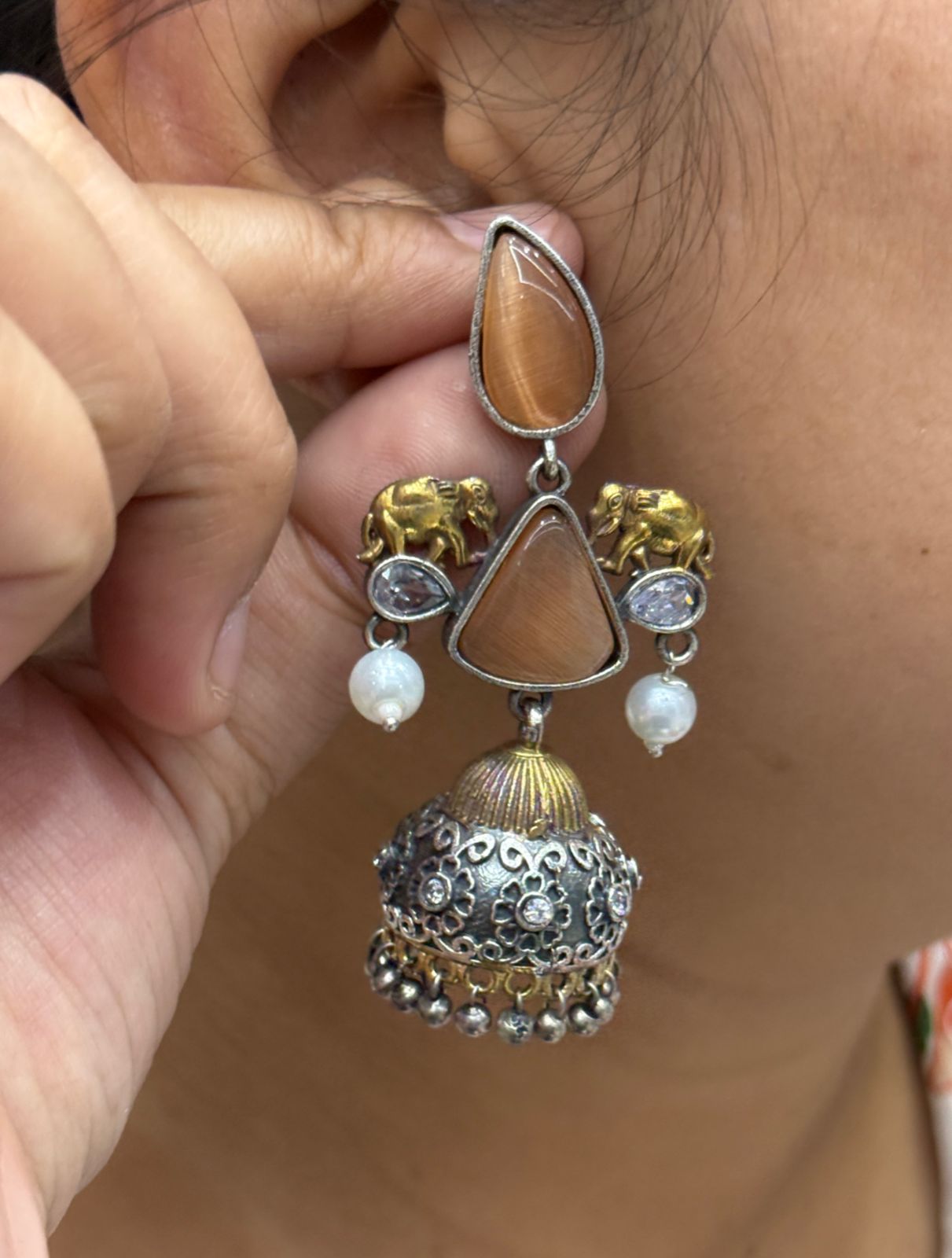 Inaya orange Silver Look Alike Earings In Jhumki Drops