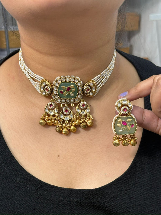 Rajwadi traditional kundan Green  necklace