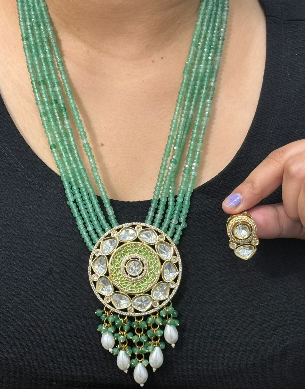 Sohem Multi Layered Mala Necklace In Kundan Broach For Women