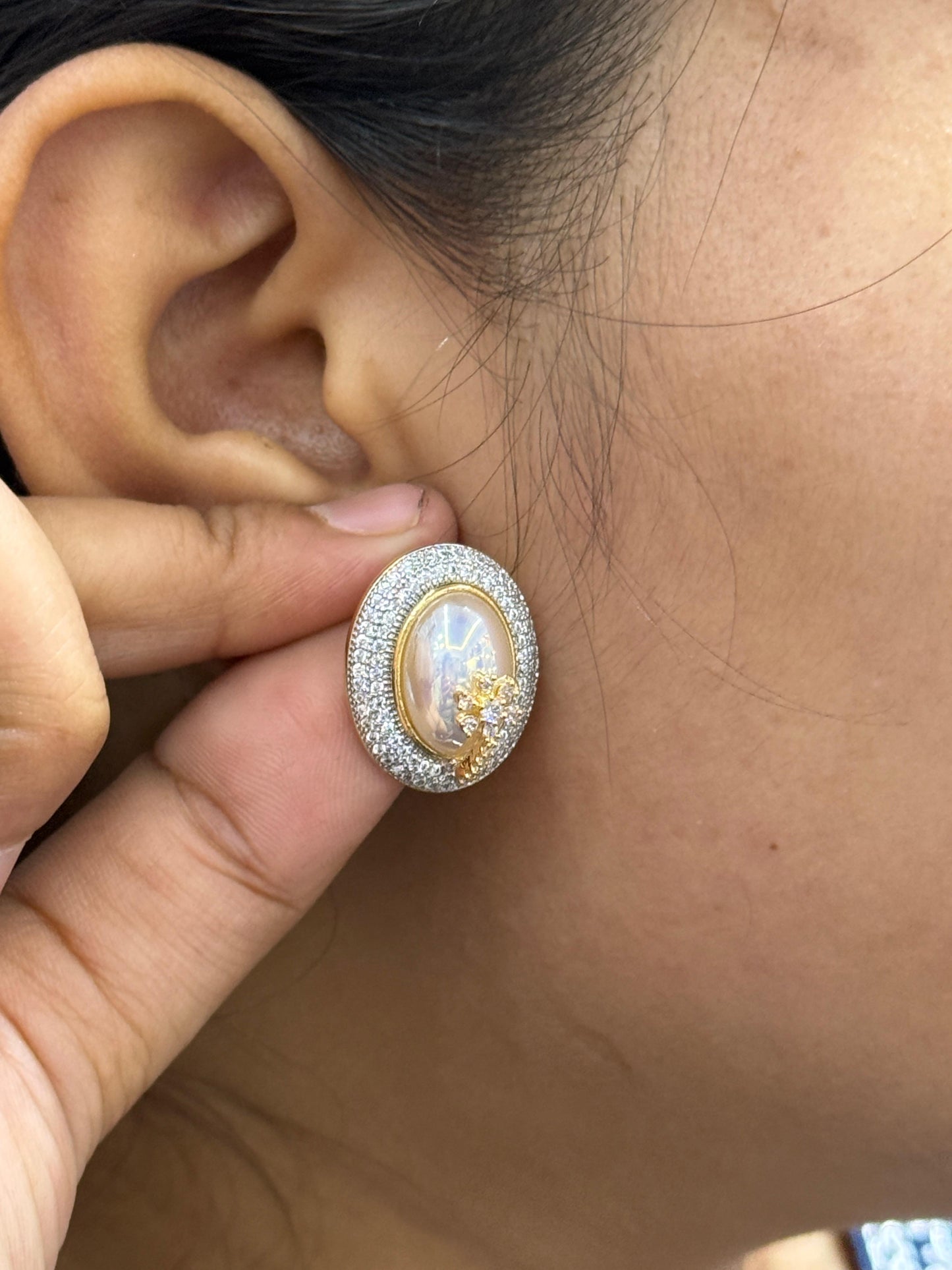 Oval Studs With Ring Combo For Women And Ring