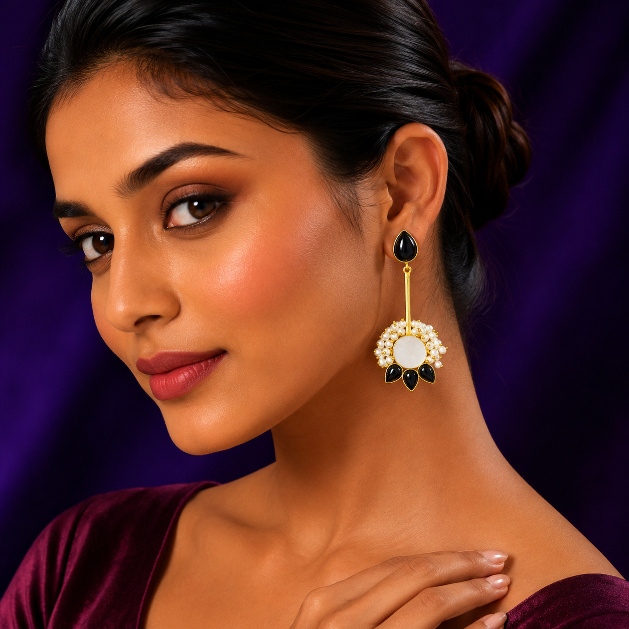 stone appeal handcrafted brass black earring for woman
