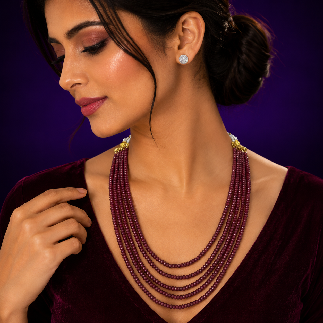 MANAK SMALL BEADED MALA IN RED