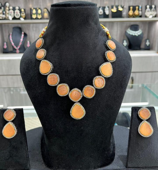 ORANGE KUNDAN CARVED STONES NECKLACE