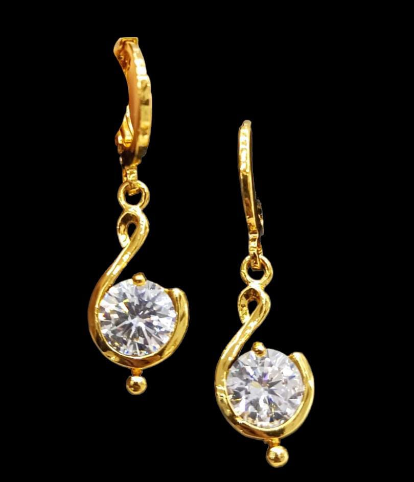 ONE SOLITAIRE HANGING EARRING